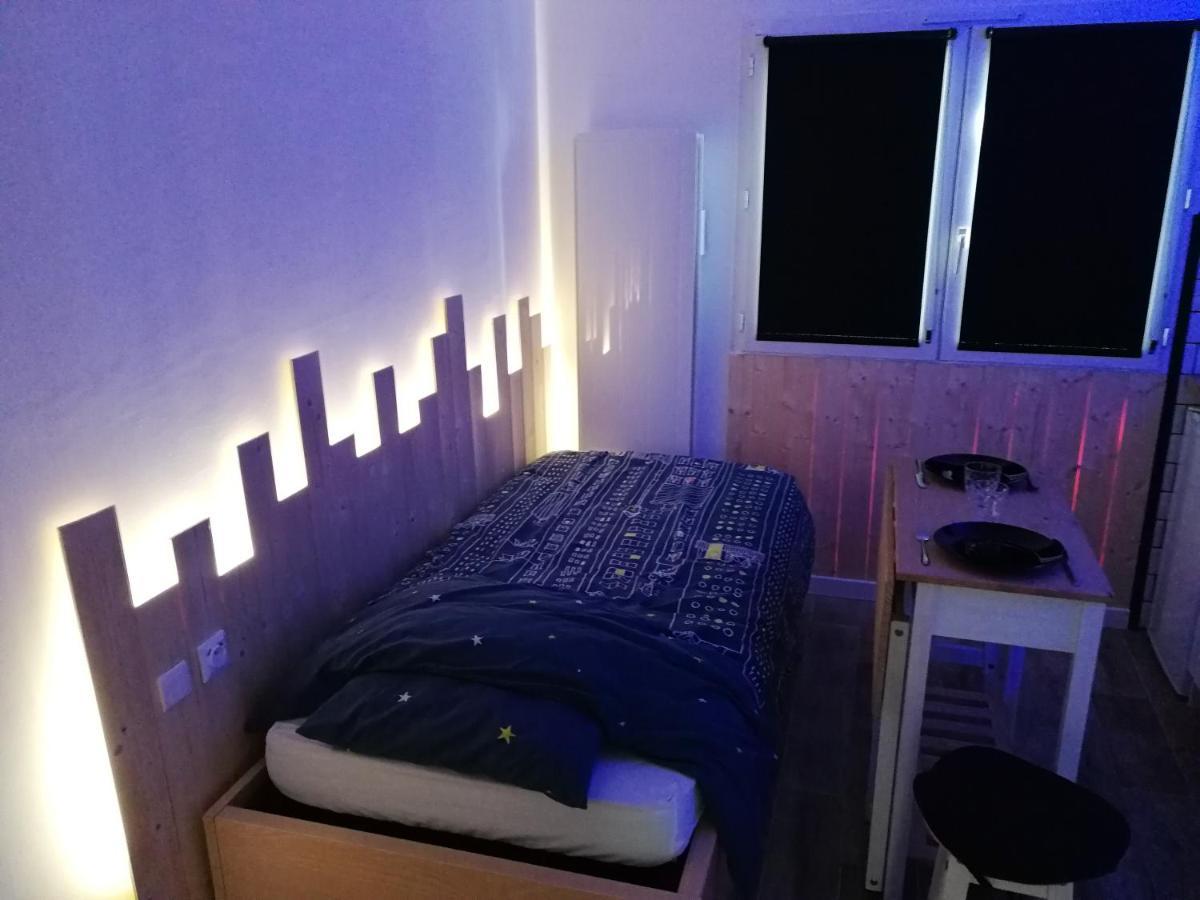 Studio St Nazaire Appartement Saint-Nazaire  Buitenkant foto