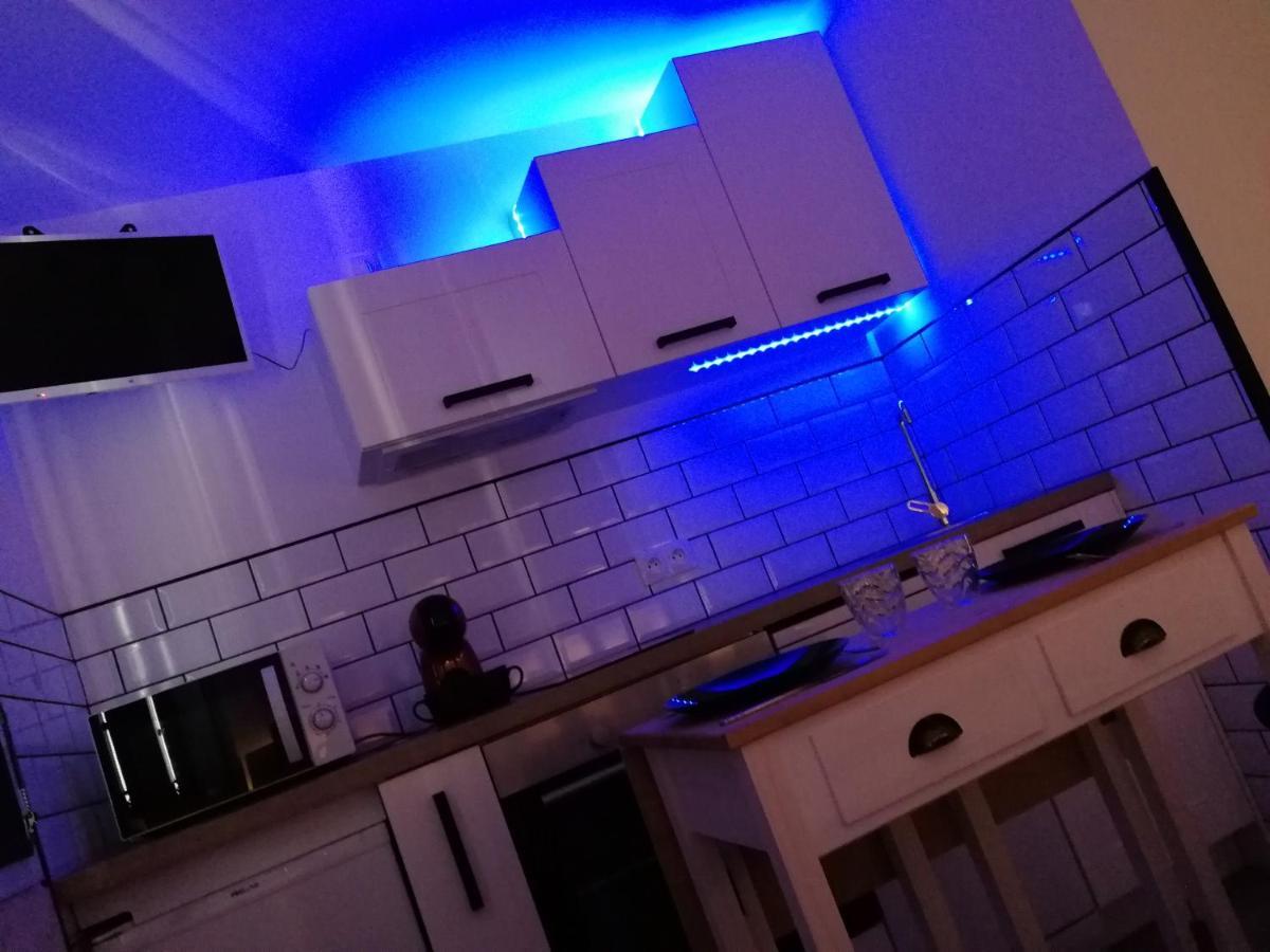 Studio St Nazaire Appartement Saint-Nazaire  Buitenkant foto